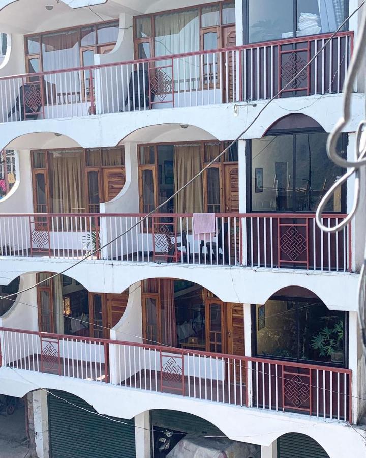 Auspiscious Him View Hotel McLeod Ganj Exterior foto