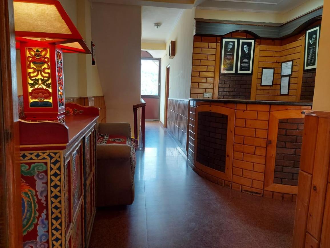 Auspiscious Him View Hotel McLeod Ganj Exterior foto