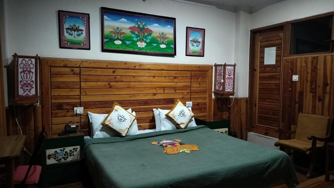 Auspiscious Him View Hotel McLeod Ganj Exterior foto